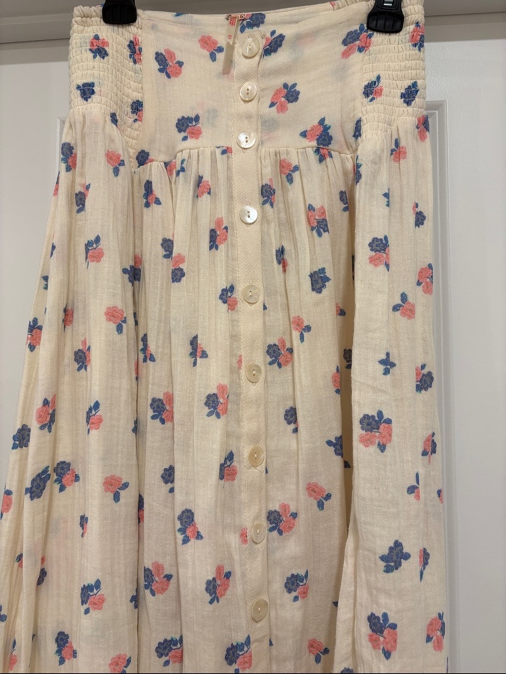 Cream Floral Button-Front Midi Skirt - Picture 3 of 4